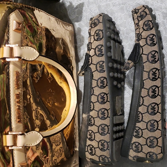 ❣️💫MARK DOWN💫❣️Michael Kors flats - Picture 4 of 8